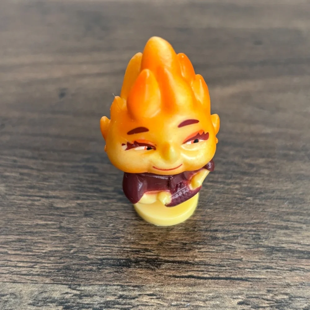 DISNEY Pixar CINDER LUMEN PVC Toy ELEMENTAL Movie Figure FIGURINE Cake Topper